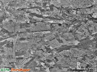 Oxon Hill-Glassmanor satellite photo by USGS