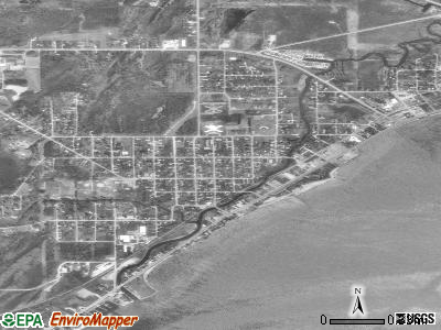 Tawas City satellite photo by USGS