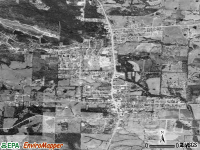 Cave City satellite photo by USGS