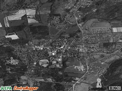Cambridge satellite photo by USGS