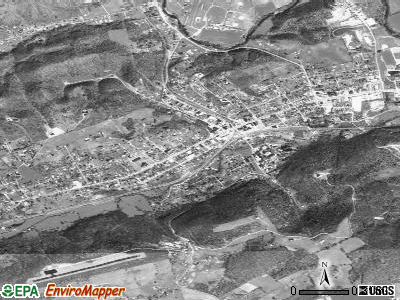 Pennington Gap satellite photo by USGS