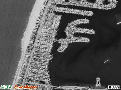 Fontana-on-Geneva Lake satellite photo by USGS