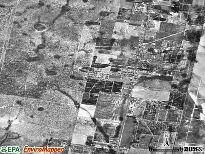 La Victoria satellite photo by USGS