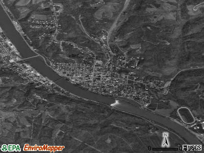 McConnelsville satellite photo by USGS