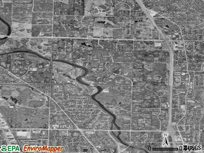 River Hills satellite photo by USGS