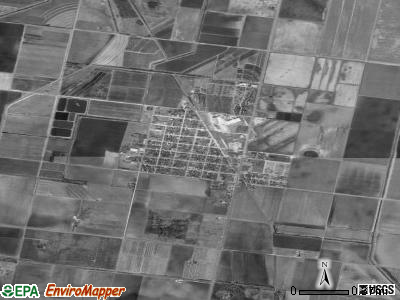 Monte Alto satellite photo by USGS