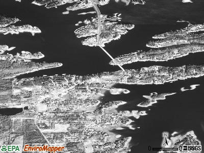 Lake Hamilton satellite photo by USGS