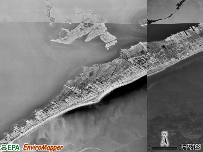 Grand Isle satellite photo by USGS
