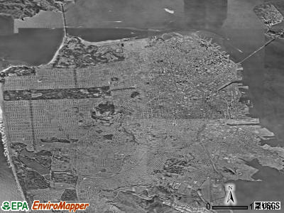 San Francisco satellite photo by USGS