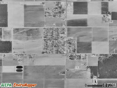 Poplar-Cotton Center satellite photo by USGS