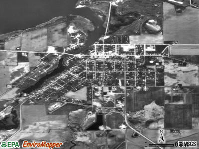 Fox Lake satellite photo by USGS