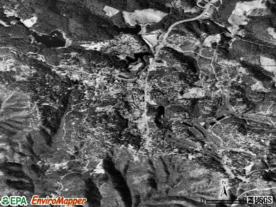 Blowing Rock satellite photo by USGS