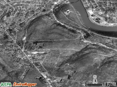 Woodland Heights satellite photo by USGS