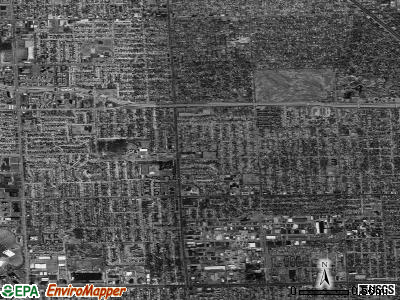 Oak Park satellite photo by USGS