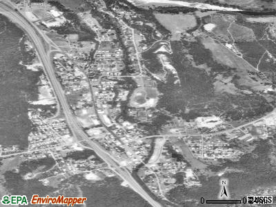 Canyonville satellite photo by USGS