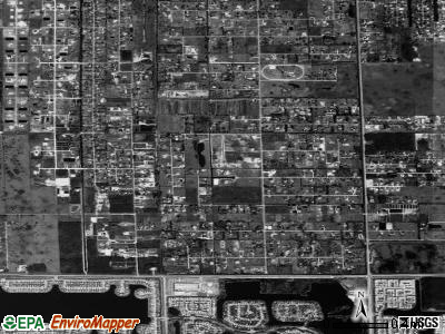 Rolling Oaks satellite photo by USGS