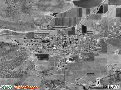 Makaha Valley satellite photo by USGS
