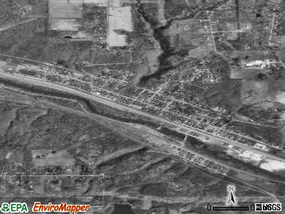 Lowellville satellite photo by USGS