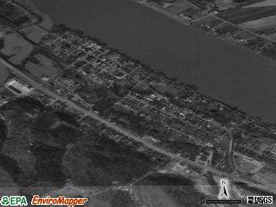 Greenup satellite photo by USGS