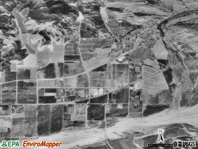 Piru satellite photo by USGS