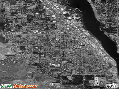 Wenatchee satellite photo by USGS