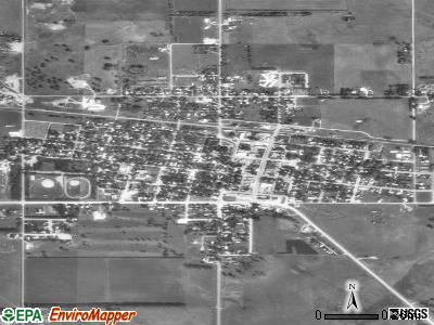 De Smet satellite photo by USGS