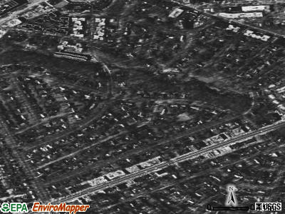 Russell Gardens satellite photo by USGS