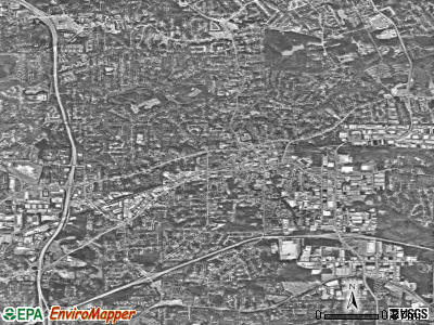 Tucker satellite photo by USGS