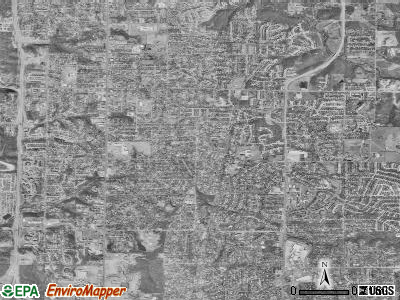 Gladstone satellite photo by USGS