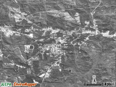 De Kalb satellite photo by USGS