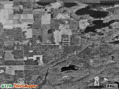 Little Round Lake satellite photo by USGS