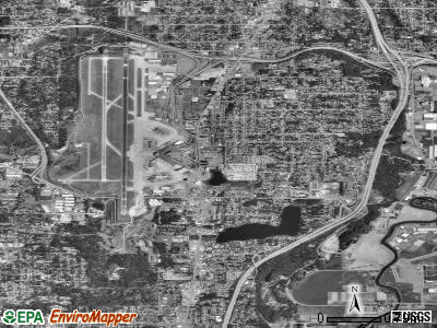 SeaTac satellite photo by USGS