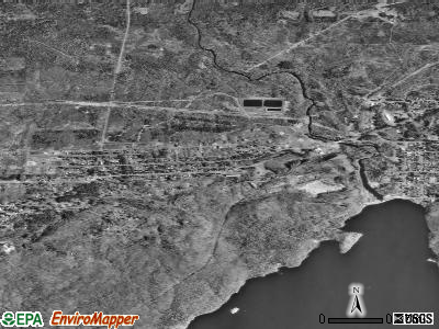 Montreal satellite photo by USGS