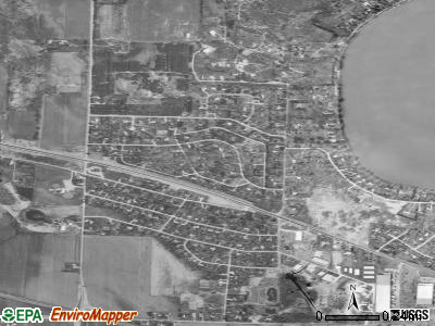 Lake Lac La Belle satellite photo by USGS