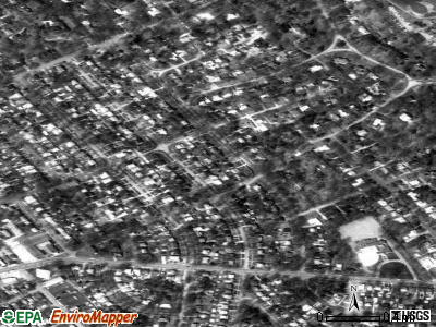 Seneca Gardens satellite photo by USGS