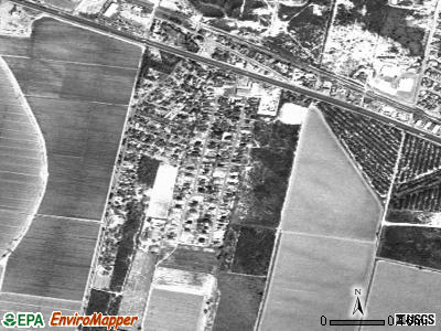 Santa Cruz satellite photo by USGS