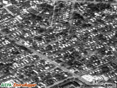 Strathmoor Village satellite photo by USGS