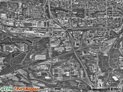 Cuyahoga Heights satellite photo by USGS