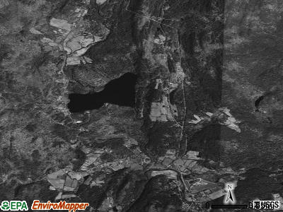 East Nassau satellite photo by USGS