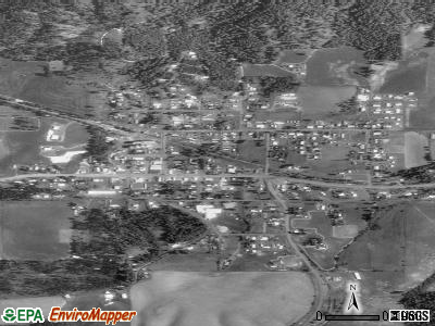 Deary satellite photo by USGS