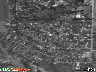 Gloria Glens Park satellite photo by USGS