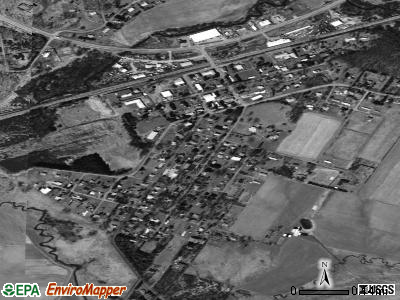 Loch Lynn Heights satellite photo by USGS