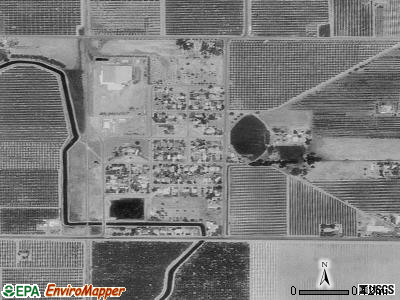 East Orosi satellite photo by USGS