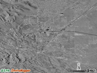 Kingman satellite photo by USGS