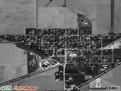 Kenney satellite photo by USGS