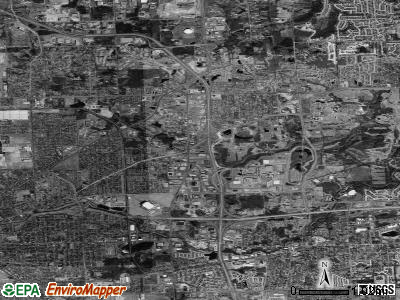 Auburn Hills satellite photo by USGS