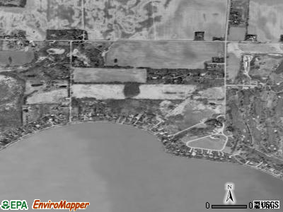 Lac La Belle satellite photo by USGS
