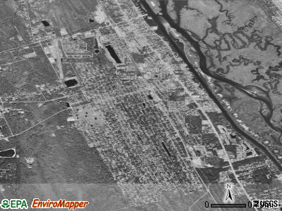 Edgewater satellite photo by USGS
