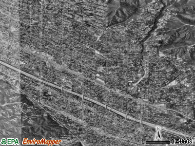 La Crescenta-Montrose satellite photo by USGS