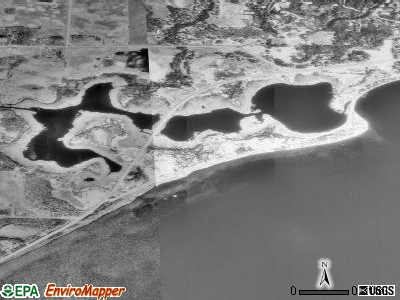 Long Beach satellite photo by USGS